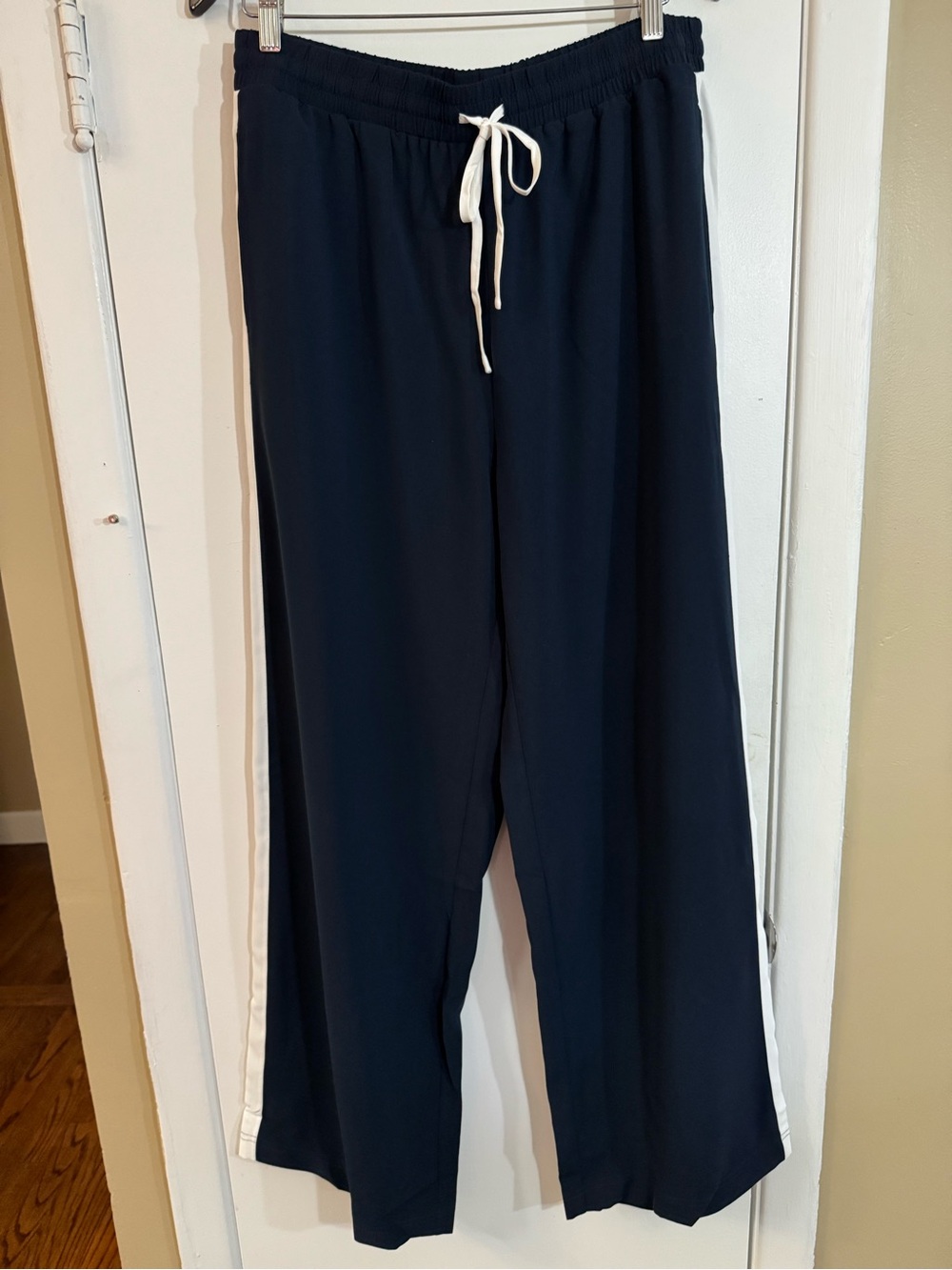 eesome Navy Joggers with White Side Stripe